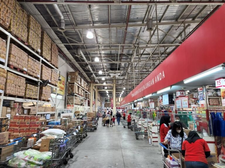 grocery wholesale warehouse — professional stock image