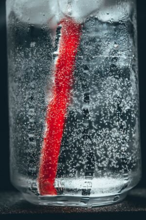Carbonated — Bulk & Wholesale Supply Fanta Strawberry Carbonated Soft Drink Can, 330ml – Wholesale & Export UAE - wholesale supplier | AgroFoods Global