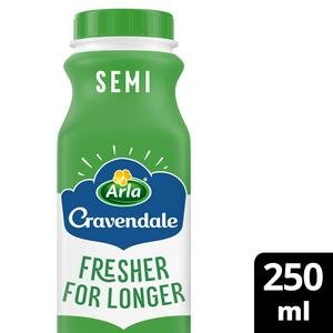 Cravendale Filtered Fresh Semi Skimmed Milk Fresher for Longer 250ml