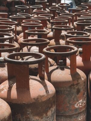 Wholesale 750ml Cylinder Glass Bottles With - wholesale supplier | AgroFoods Global
