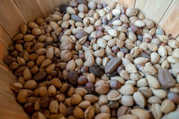 Best Pure and Natural Raw Cashews, 325g – Wholesale & Export UAE - wholesale supplier | AgroFoods Global