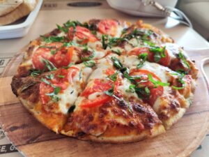 Dr.Oetker Ristaurant Quattro Formaggi Pizza, 340g – Wholesale & Export UAE - wholesale supplier | AgroFoods Global