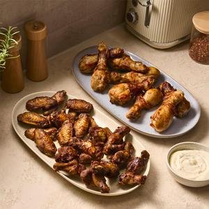 Sainsbury's 1.65kg Cooked Chicken Wings and Drumsticks Sharing Platter