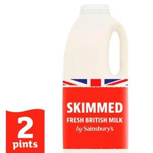 Sainsbury's British Skimmed Milk 1.13L (2 pint)