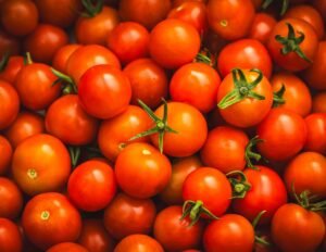 Mix Candy Tomatoes 300g UAE – Pure Harvest Multi-Color Cherry Tomatoes Dubai - wholesale supplier | AgroFoods Global