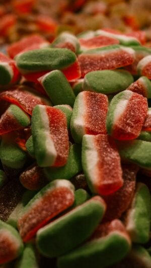 Yupi — Bulk & Wholesale Supply Yupi Mini Burger Candy, 105g – Wholesale & Export UAE - wholesale supplier | AgroFoods Global